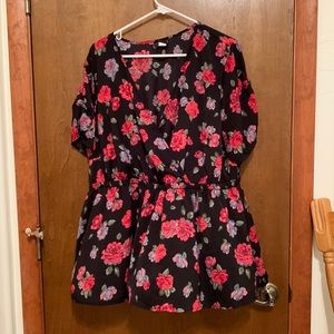 Torrid rose pattern 3x top